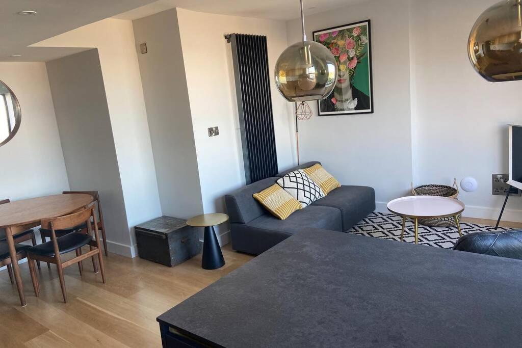 Beachside Apartment In The Centre Of Town New Quay エクステリア 写真